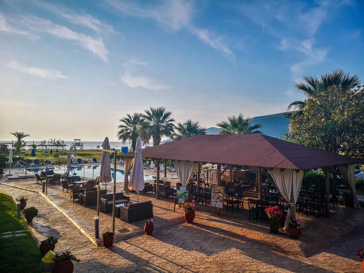 Rihios Hotel Stavros  Extérieur photo