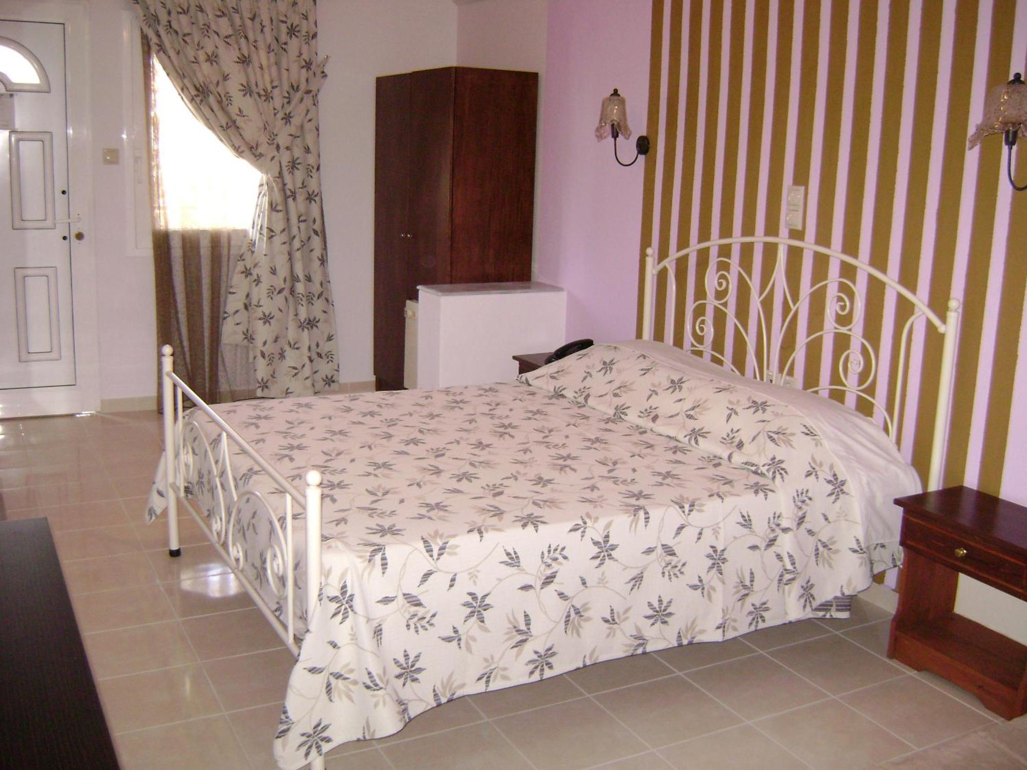 Rihios Hotel Stavros  Extérieur photo