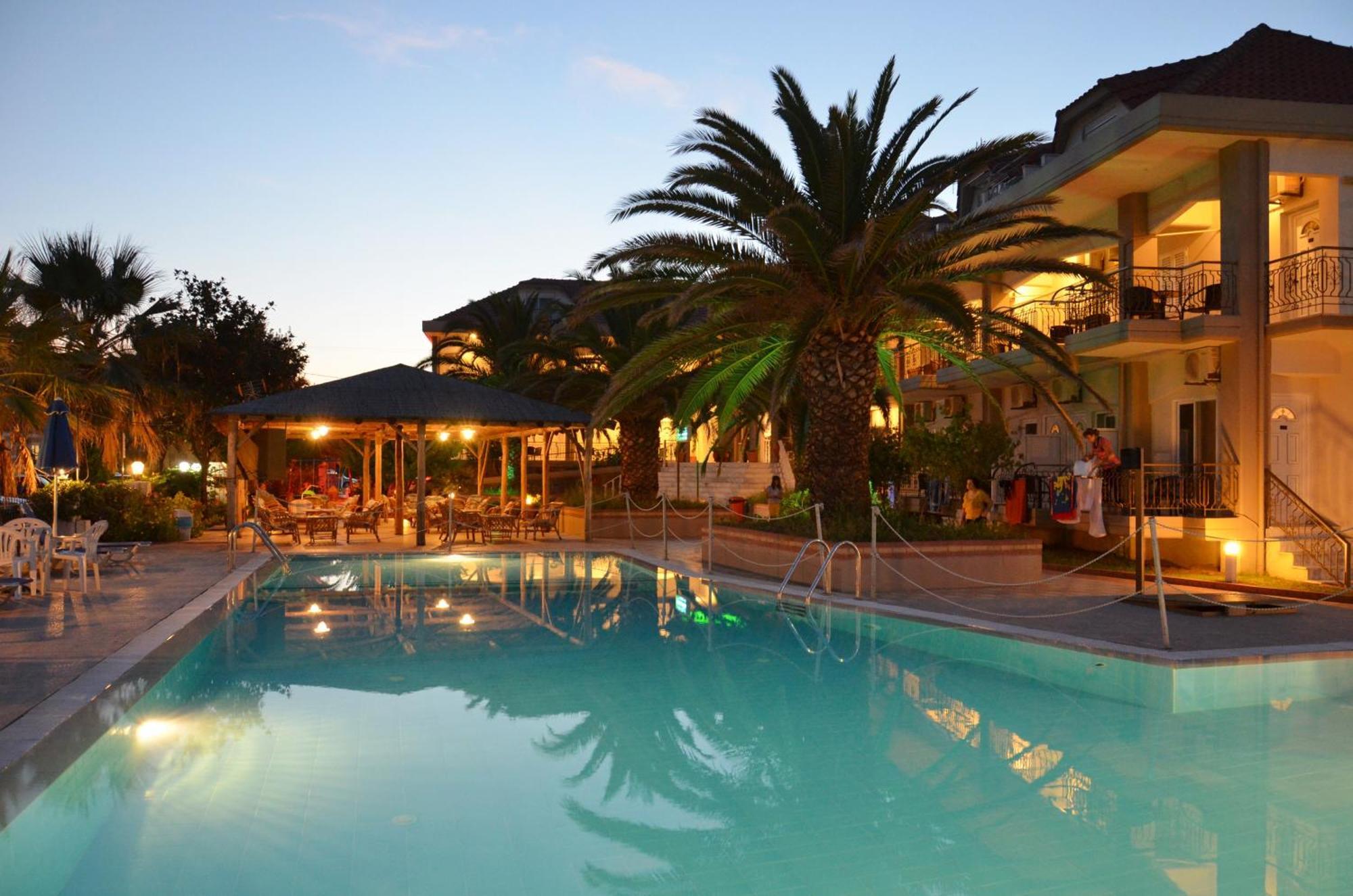 Rihios Hotel Stavros  Extérieur photo
