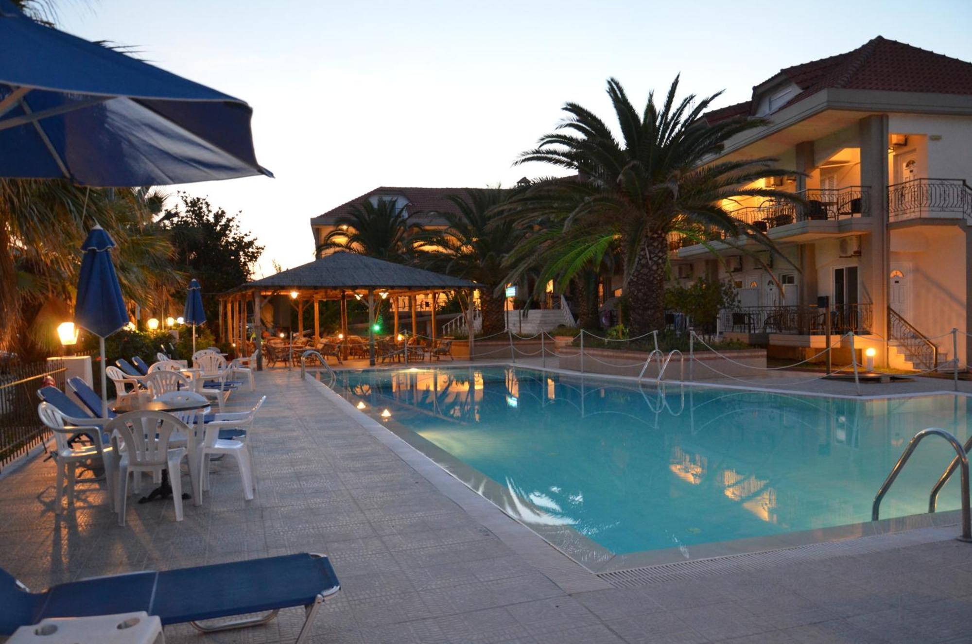 Rihios Hotel Stavros  Extérieur photo