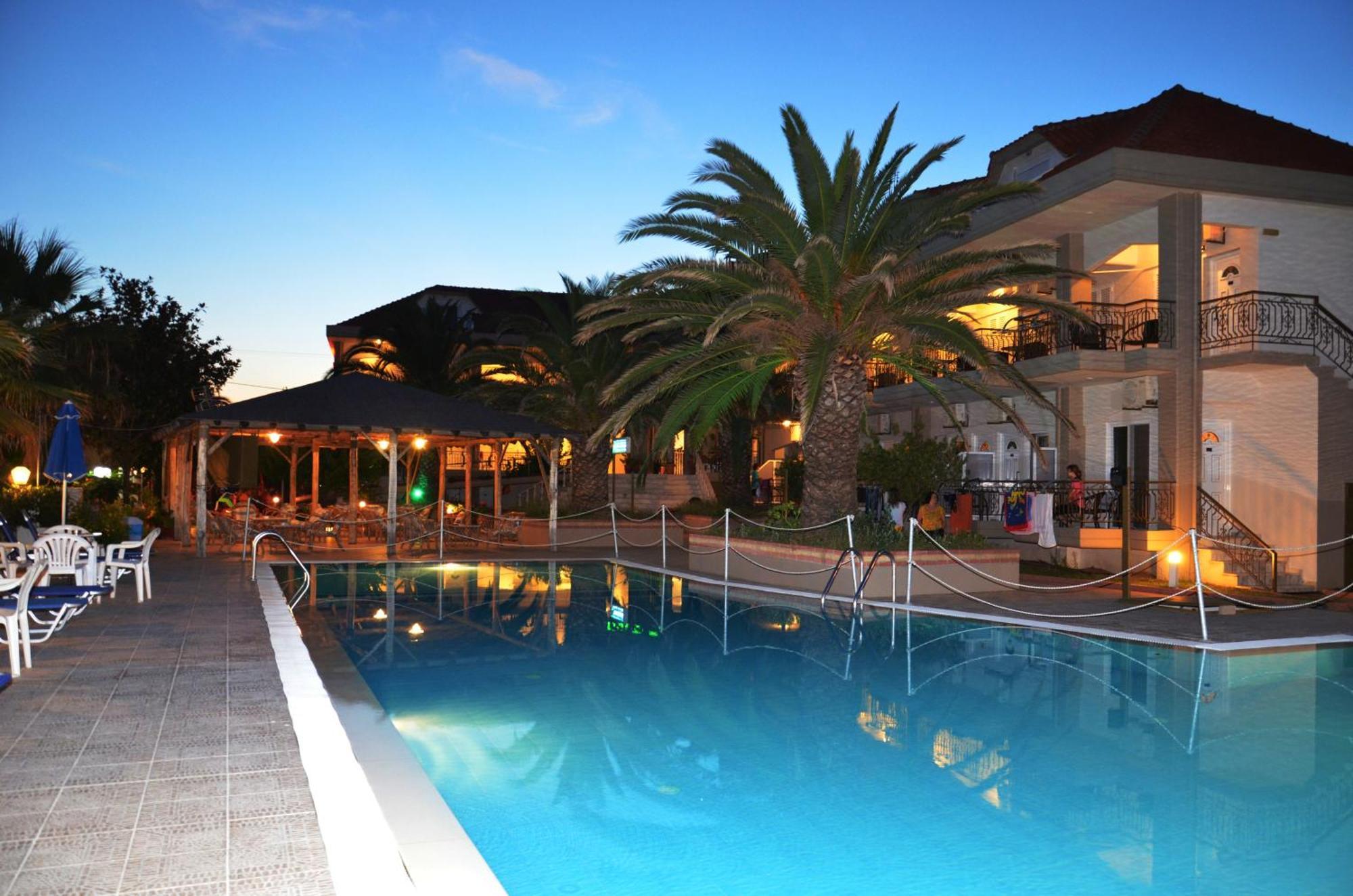 Rihios Hotel Stavros  Extérieur photo