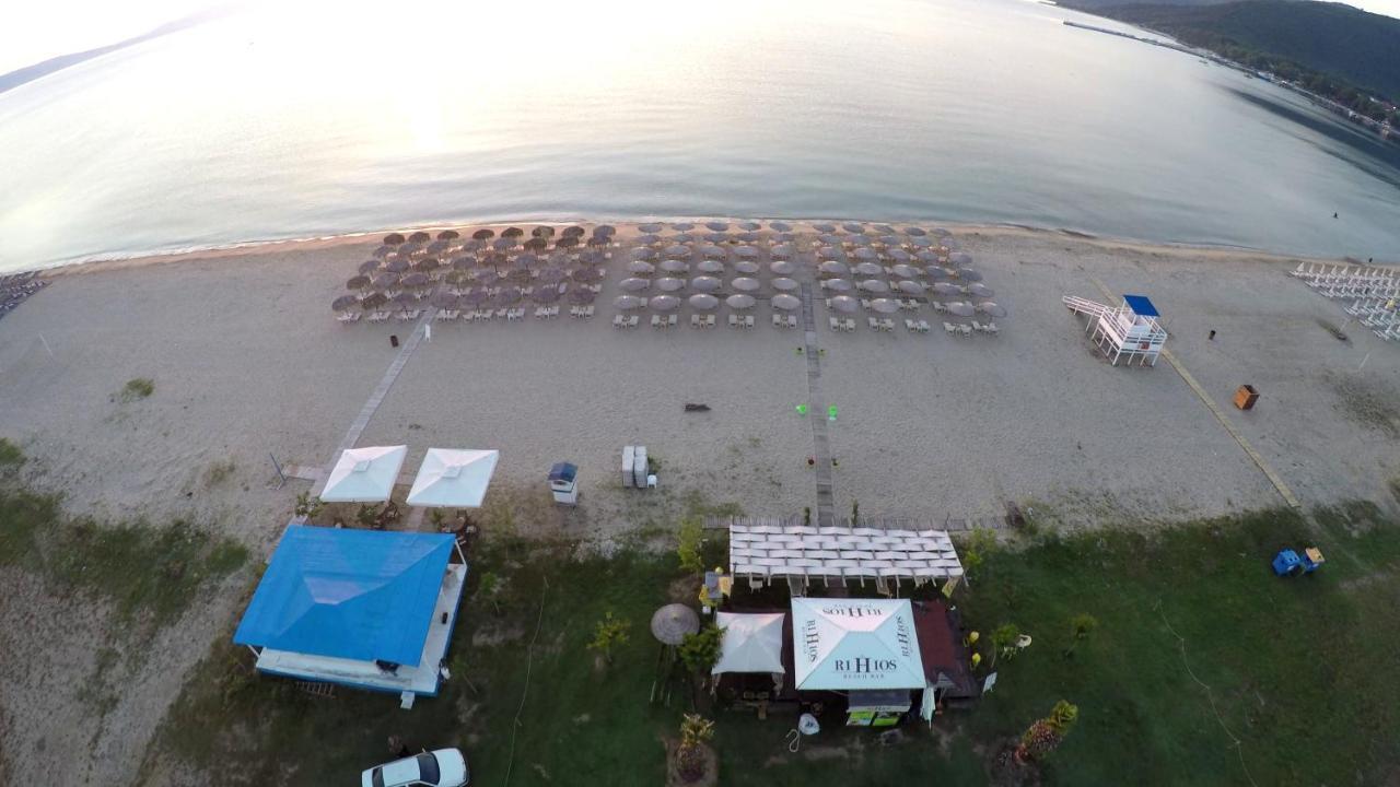 Rihios Hotel Stavros  Extérieur photo