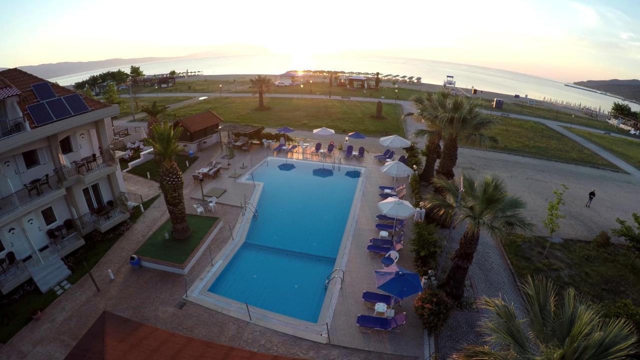 Rihios Hotel Stavros  Extérieur photo